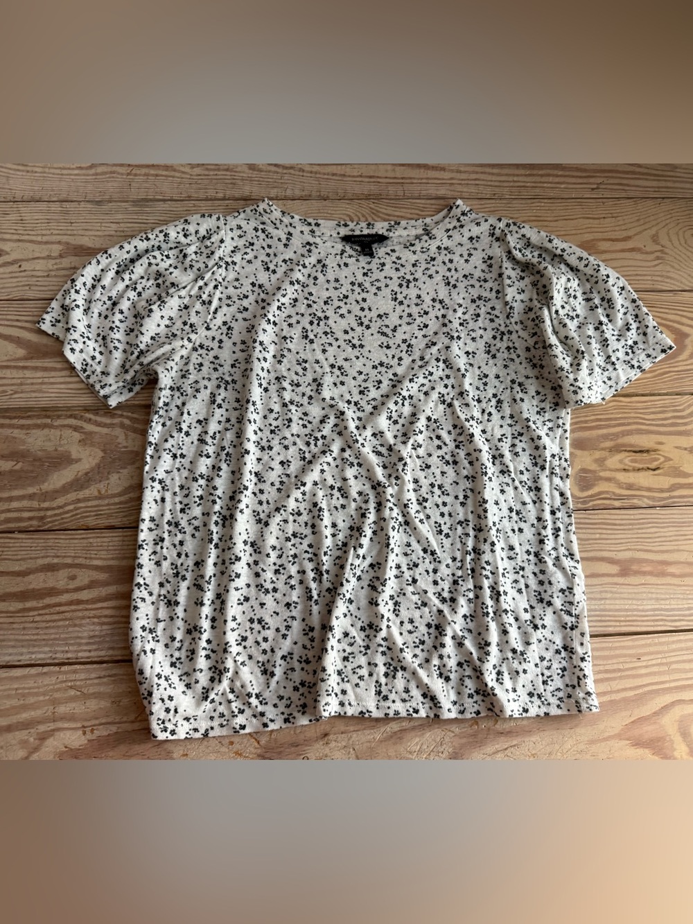 Banana Republic Size M Linen Blend Floral Puff Sleeve Top